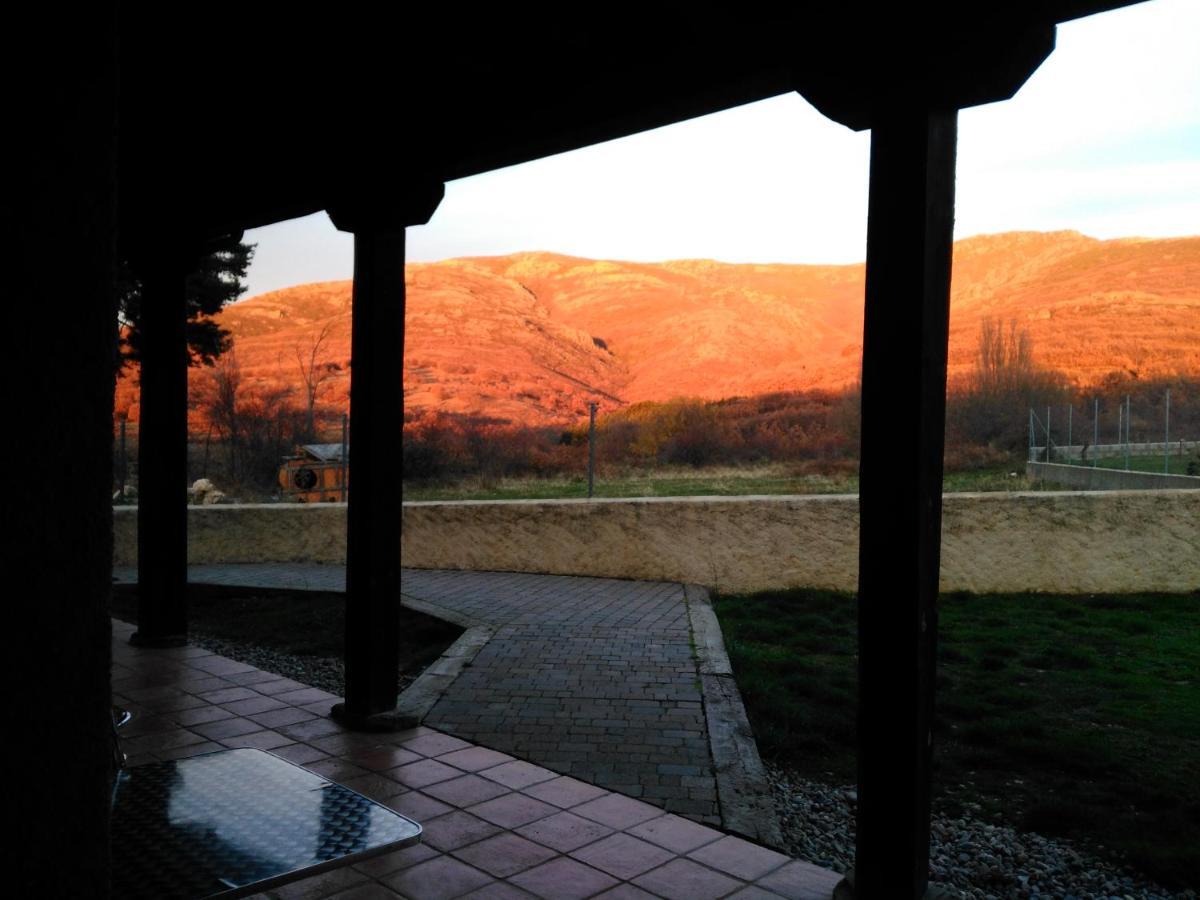 El Mirador Del Hayedo Villa Riofrio de Riaza Exteriör bild